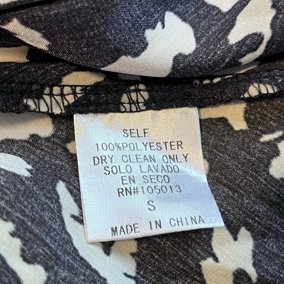 Andree by Unit Blouson Sleeve Top - Size S - Picture 6 of 6